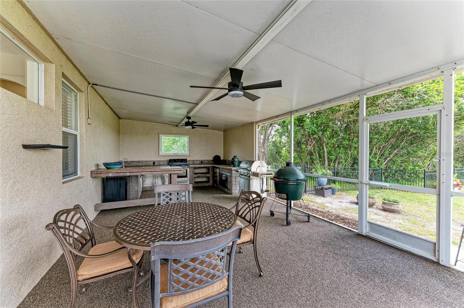Bradenton, Florida, 34202, United States, 4 Bedrooms Bedrooms, ,4 BathroomsBathrooms,Residential,Active,1801045