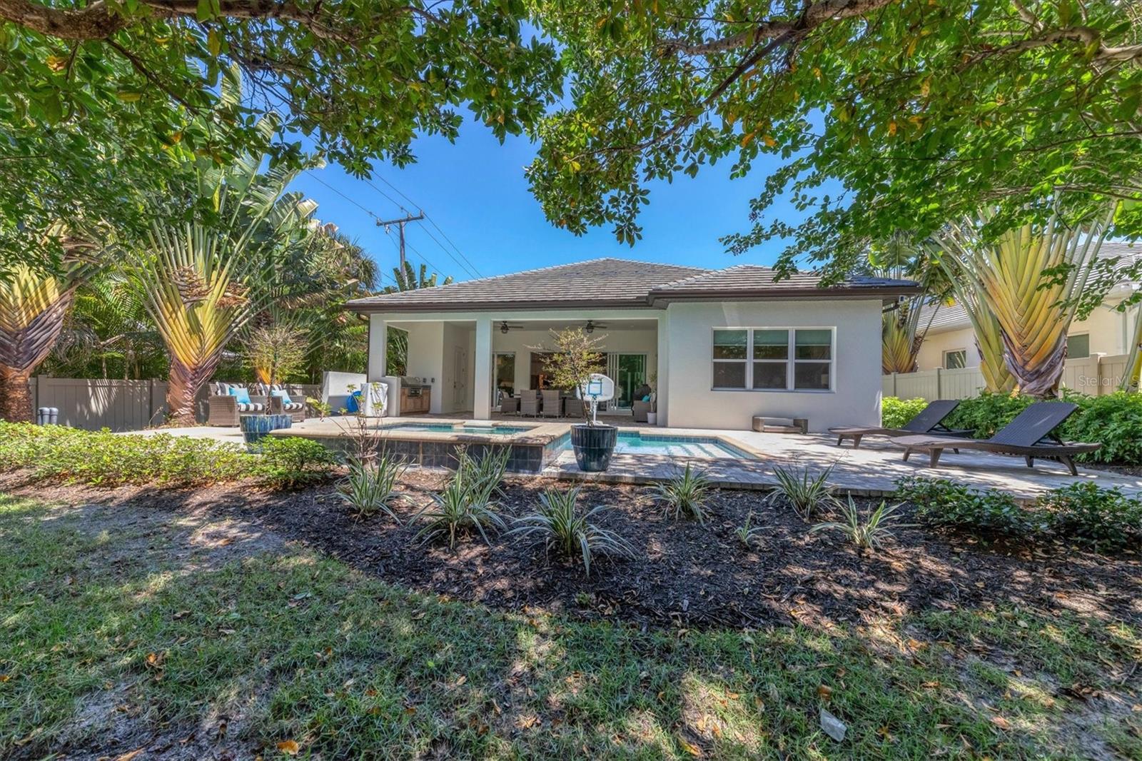 Sarasota, Florida, 34239, United States, 4 Bedrooms Bedrooms, ,4 BathroomsBathrooms,Residential,Active,1965823