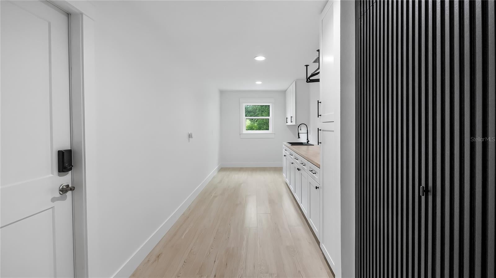 Montverde, Florida, 34756, United States, 4 Bedrooms Bedrooms, ,3 BathroomsBathrooms,Residential,Active,1904751