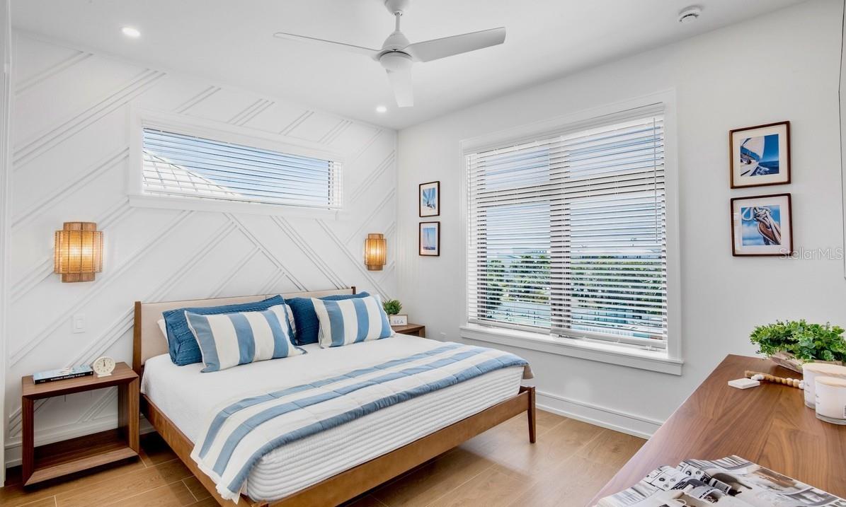 Bradenton Beach, Florida, 34217, United States, 7 Bedrooms Bedrooms, ,8 BathroomsBathrooms,Residential,Active,1929473