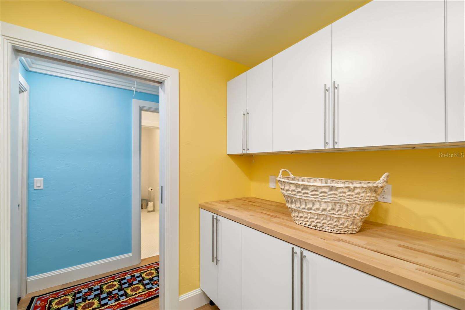 Longboat Key, Florida, 34228, United States, 3 Bedrooms Bedrooms, ,4 BathroomsBathrooms,Residential,Active,1995265