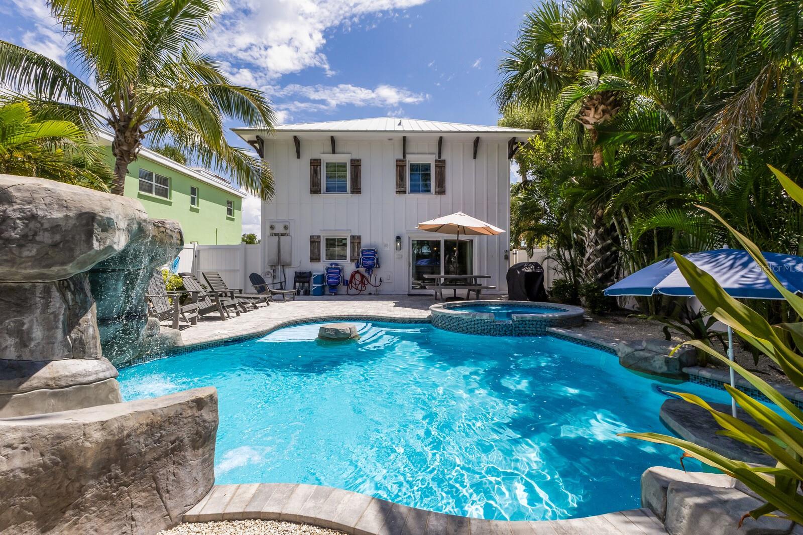 Sarasota, Florida, 34242, United States, 7 Bedrooms Bedrooms, ,6 BathroomsBathrooms,Residential,Active,1926695