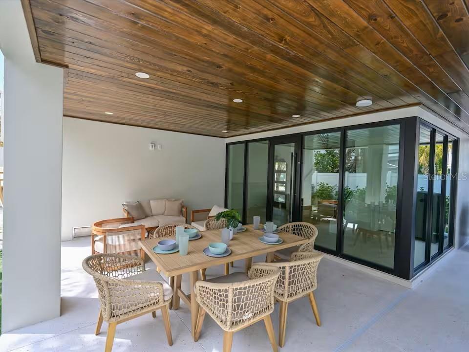 Bradenton Beach, Florida, 34217, United States, 4 Bedrooms Bedrooms, ,5 BathroomsBathrooms,Residential,Active,2044169