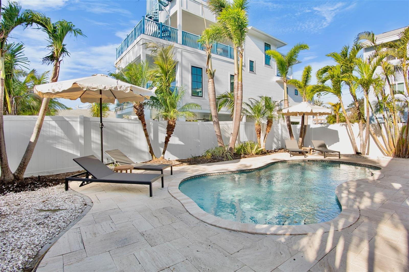 Anna Maria, Florida, 34216, United States, 2 Bedrooms Bedrooms, ,2 BathroomsBathrooms,Residential,Active,2006773