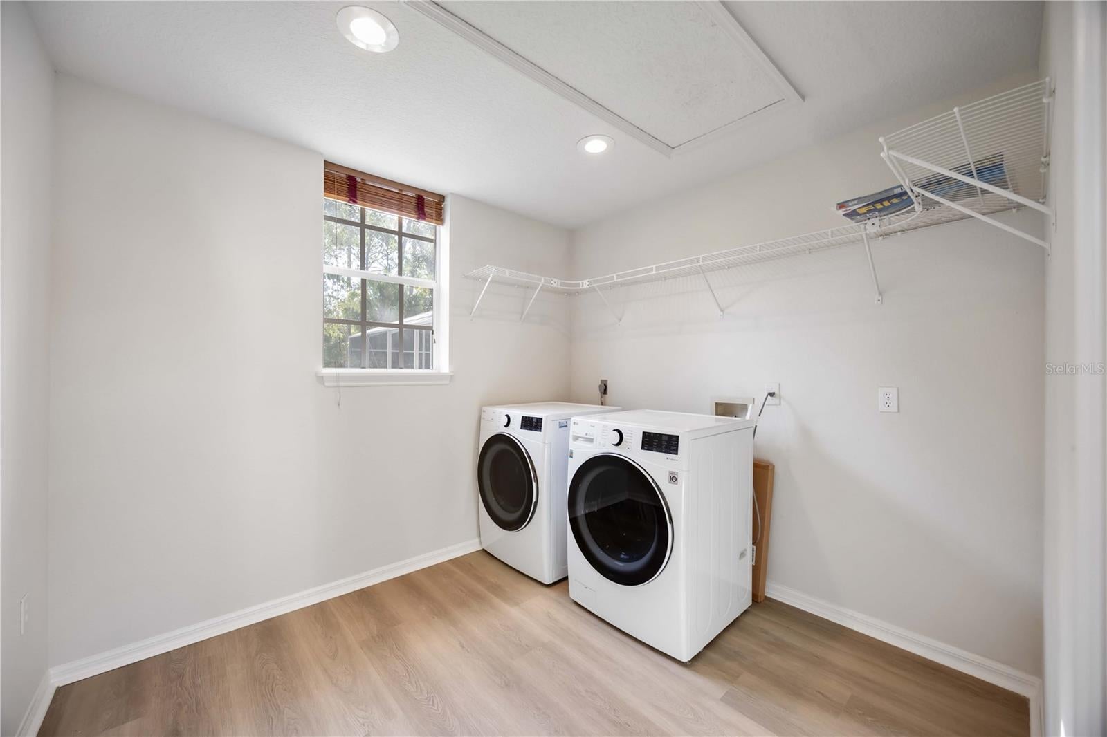 Nokomis, Florida, 34275, United States, 5 Bedrooms Bedrooms, ,5 BathroomsBathrooms,Residential,Active,1905473