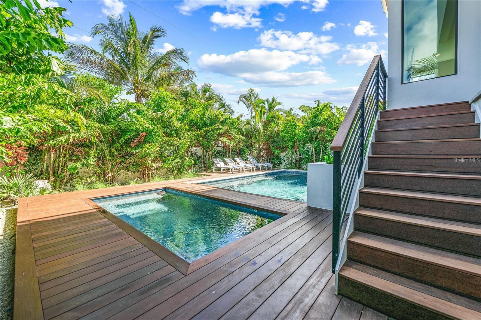 Sarasota, Florida, 34236, United States, 6 Bedrooms Bedrooms, ,8 BathroomsBathrooms,Residential,Active,1773155