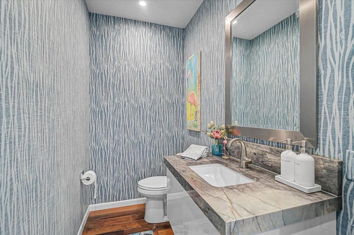 Sarasota, Florida, 34236, United States, 2 Bedrooms Bedrooms, ,4 BathroomsBathrooms,Residential,Active,2044994