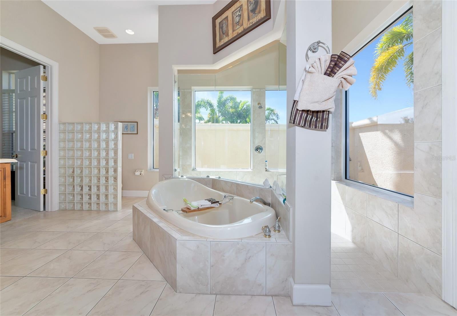 Bradenton, Florida, 34208, United States, 3 Bedrooms Bedrooms, ,5 BathroomsBathrooms,Residential,Active,1986879