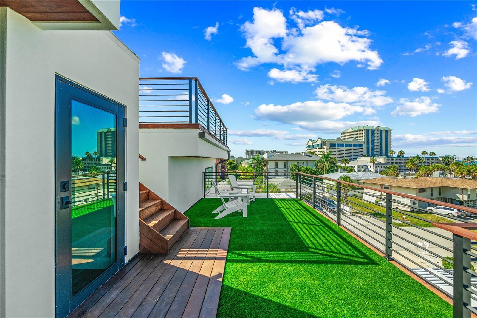 Sarasota, Florida, 34236, United States, 6 Bedrooms Bedrooms, ,8 BathroomsBathrooms,Residential,Active,1773155