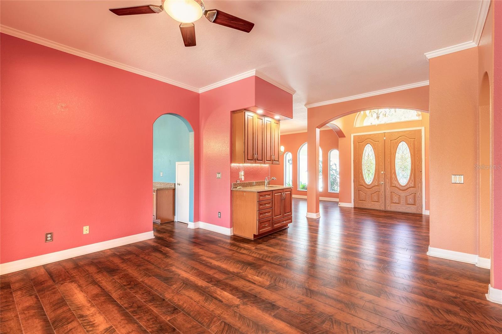 Daytona Beach, Florida, 32124, United States, 5 Bedrooms Bedrooms, ,4 BathroomsBathrooms,Residential,Active,1945086