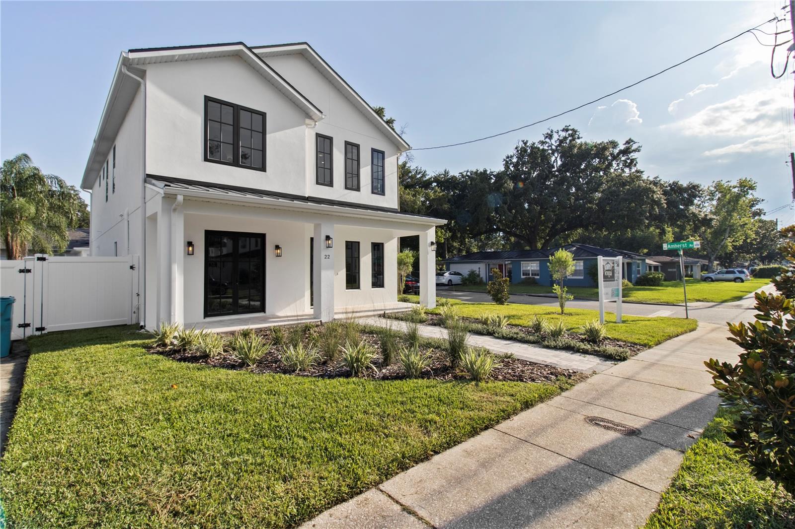 Orlando, Florida, 32804, United States, 5 Bedrooms Bedrooms, ,5 BathroomsBathrooms,Residential,Active,1905097