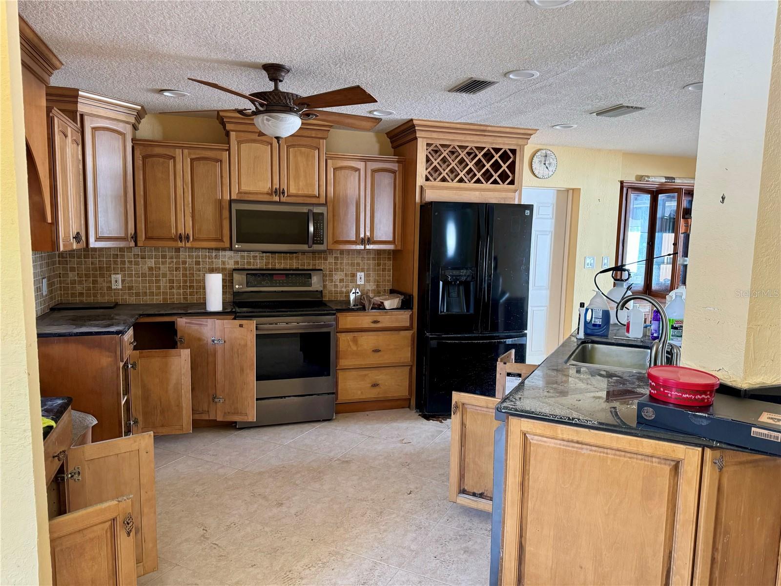 Redington Beach, Florida, 33708, United States, 3 Bedrooms Bedrooms, ,2 BathroomsBathrooms,Residential,Active,1704047