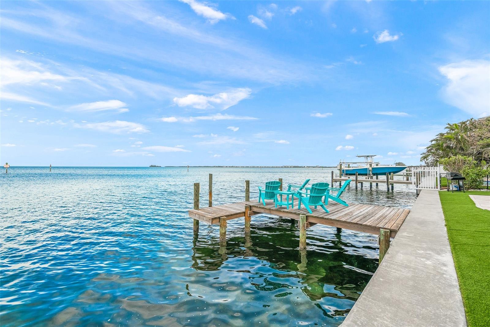 Holmes Beach, Florida, 34217, United States, 5 Bedrooms Bedrooms, ,5 BathroomsBathrooms,Residential,Active,1907959