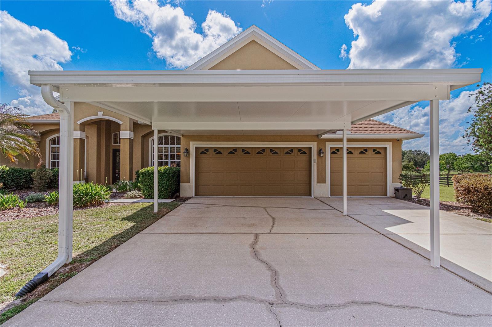 New Smyrna Beach, Florida, 32168, United States, 4 Bedrooms Bedrooms, ,4 BathroomsBathrooms,Residential,Active,2052065