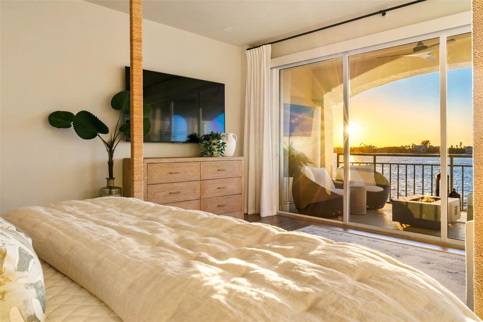 Tierra Verde, Florida, 33715, United States, 3 Bedrooms Bedrooms, ,3 BathroomsBathrooms,Residential,Active,1971785