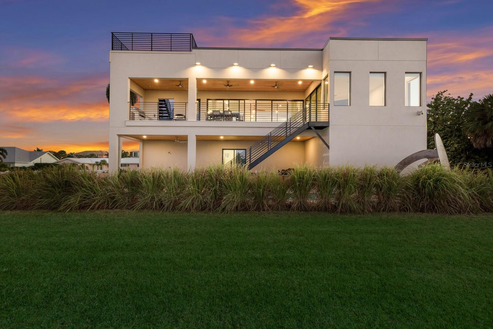 Longboat Key, Florida, 34228, United States, 3 Bedrooms Bedrooms, ,4 BathroomsBathrooms,Residential,Active,1987209