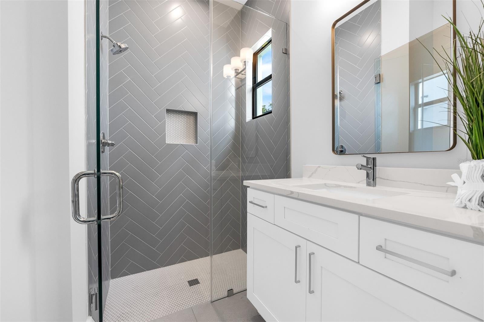 Orlando, Florida, 32804, United States, 4 Bedrooms Bedrooms, ,4 BathroomsBathrooms,Residential,Active,1992252