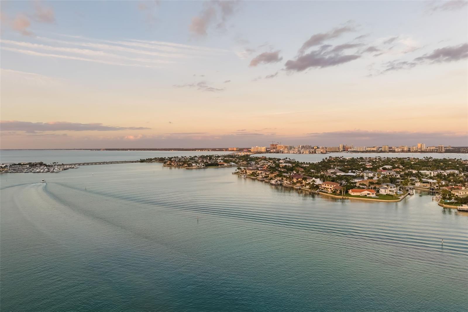 Sarasota, Florida, 34236, United States, 3 Bedrooms Bedrooms, ,4 BathroomsBathrooms,Residential,Active,2007150