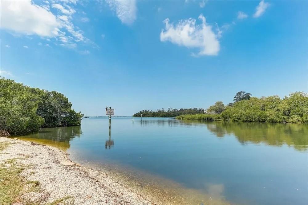 Bradenton, Florida, 34207, United States, 5 Bedrooms Bedrooms, ,5 BathroomsBathrooms,Residential,Active,2017114