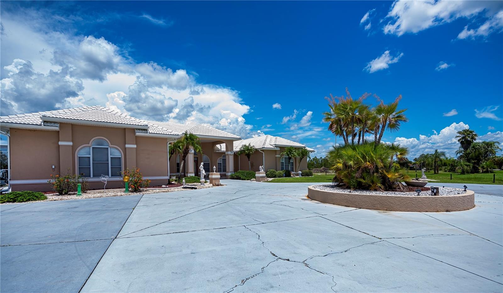 Punta Gorda, Florida, 33982, United States, ,5 BathroomsBathrooms,Residential,Active,1869106