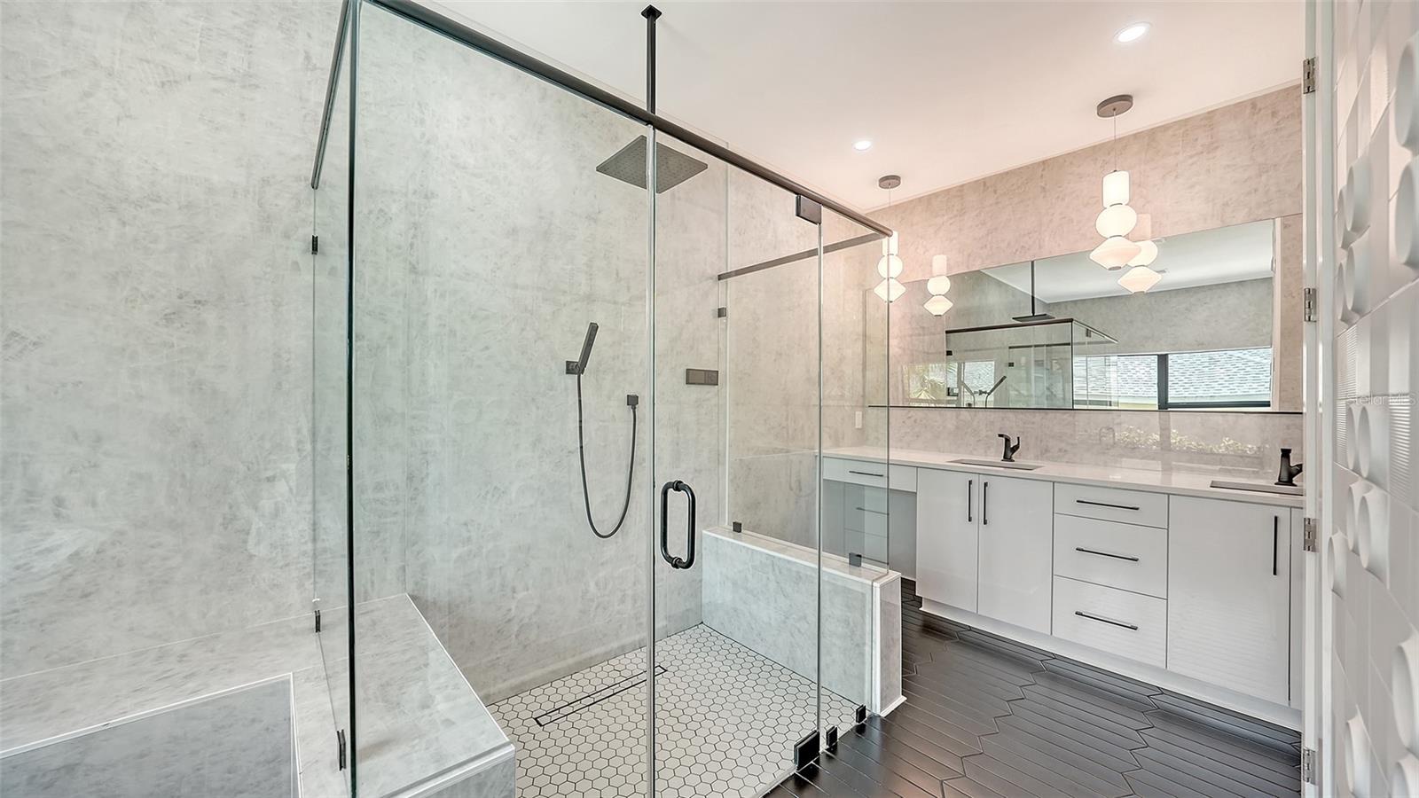 Sarasota, Florida, 34239, United States, ,7 BathroomsBathrooms,Residential,Active,1849492