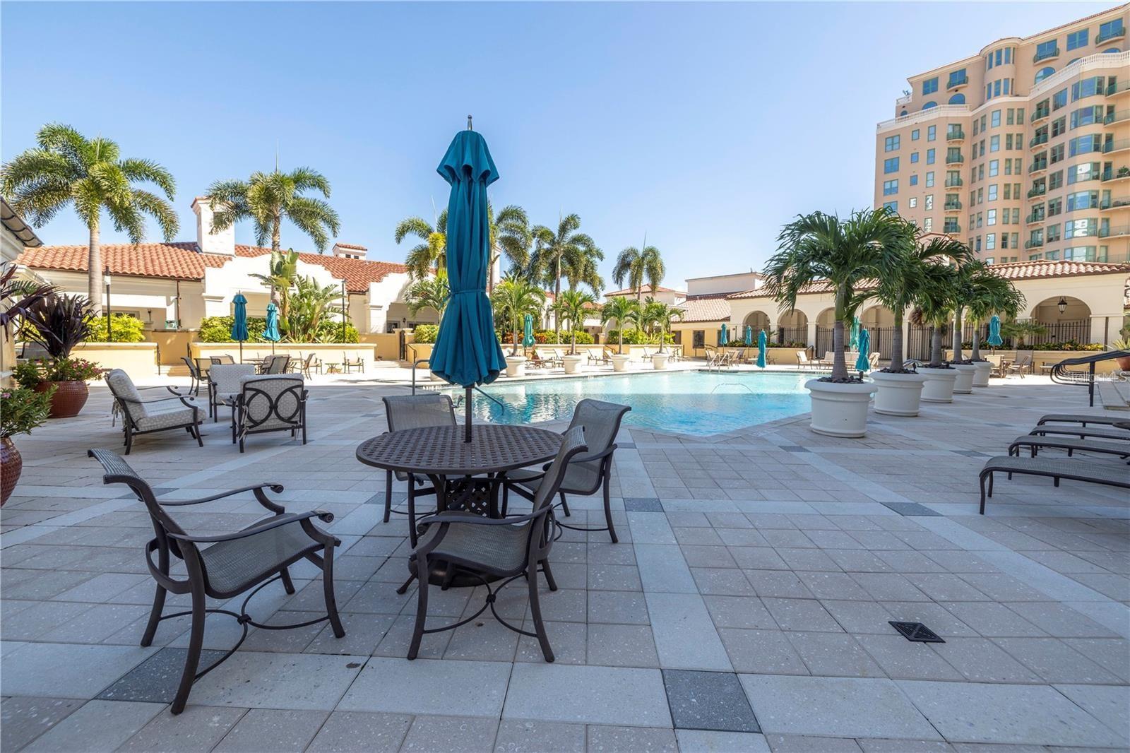 St Petersburg, Florida, 33701, United States, 2 Bedrooms Bedrooms, ,3 BathroomsBathrooms,Residential,Active,1888963