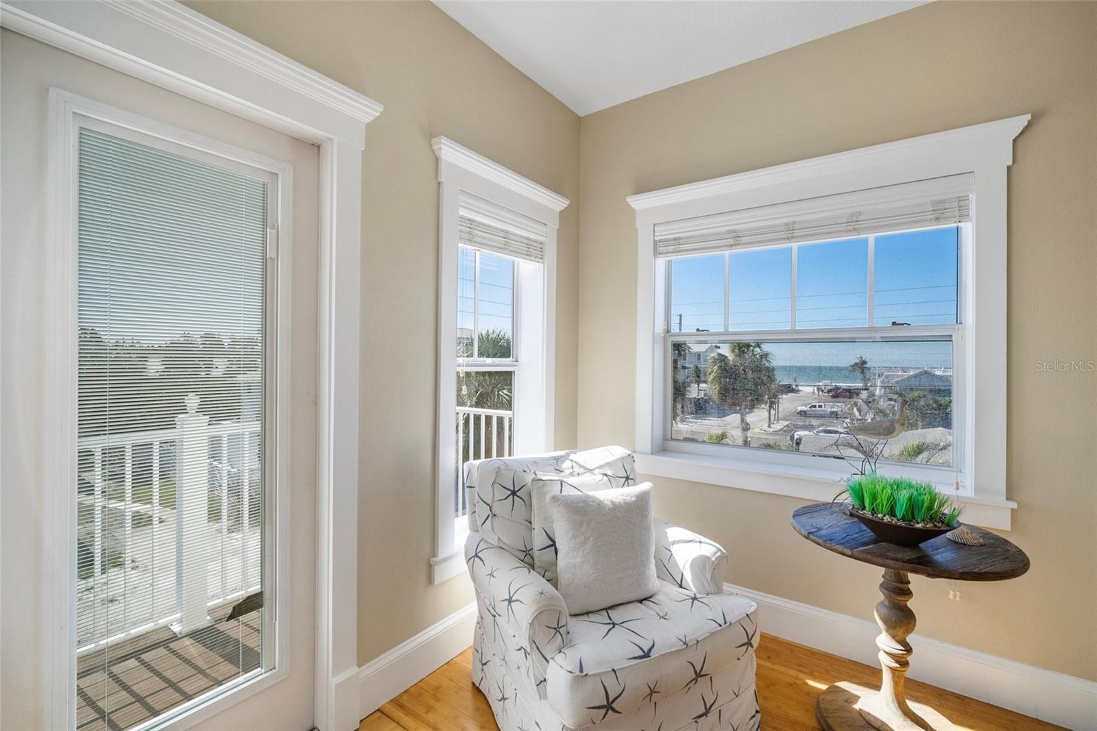 Holmes Beach, Florida, 34217, United States, 6 Bedrooms Bedrooms, ,5 BathroomsBathrooms,Residential,Active,1987273