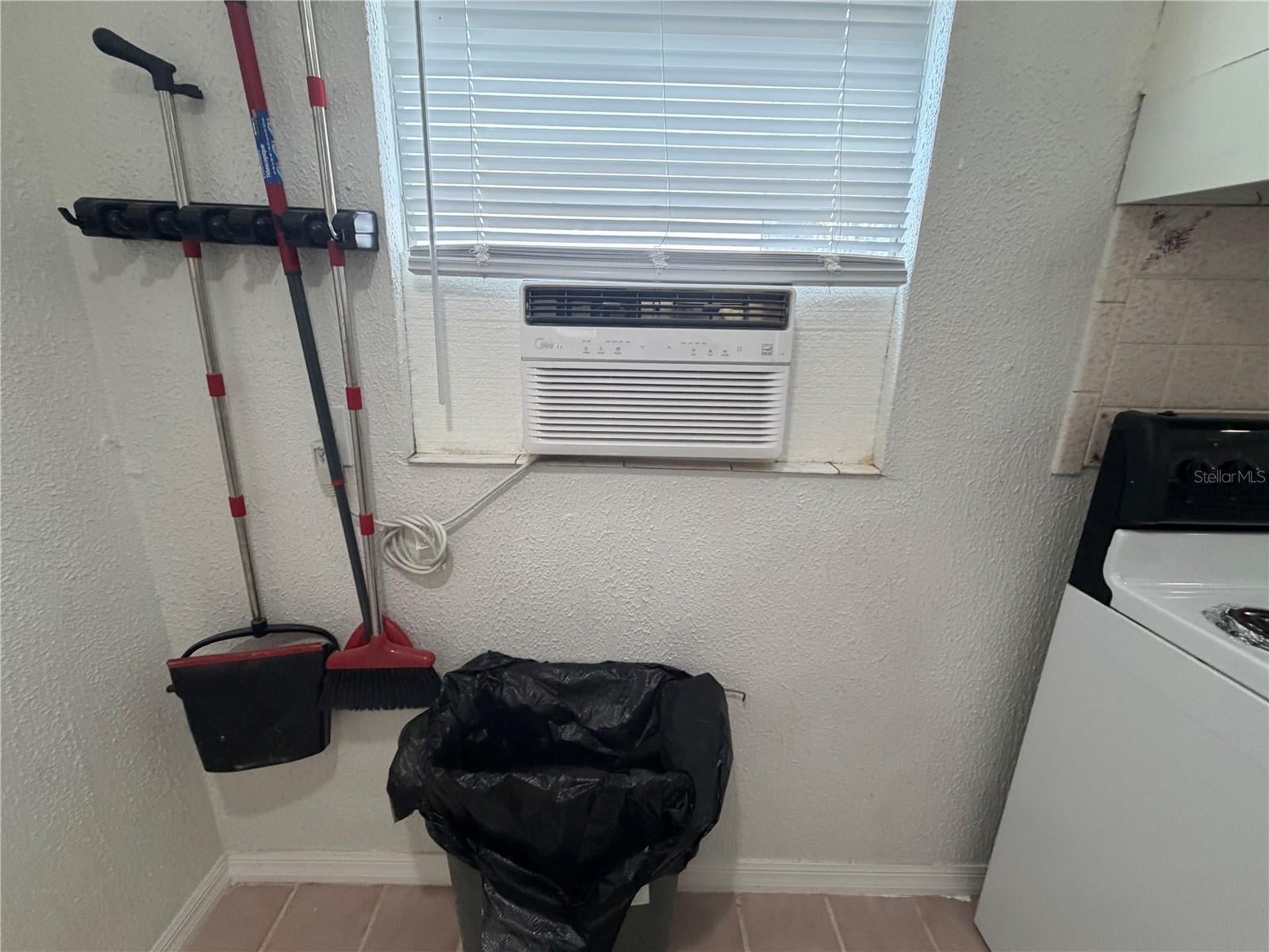 Tampa, Florida, 33606, United States, 2 Bedrooms Bedrooms, ,2 BathroomsBathrooms,Residential,Active,2012892