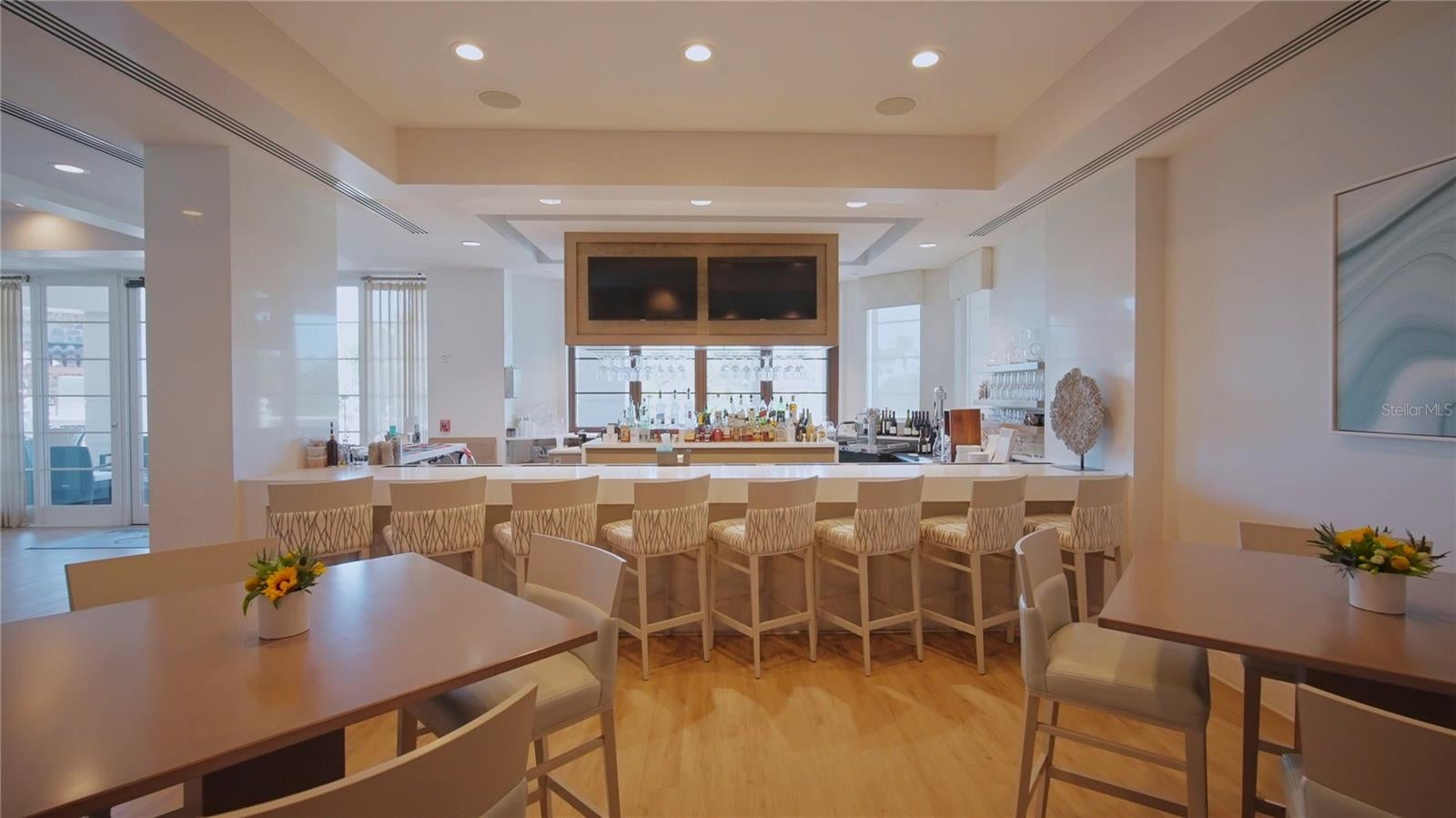 Bradenton, Florida, 34202, United States, 3 Bedrooms Bedrooms, ,4 BathroomsBathrooms,Residential,Active,1987272