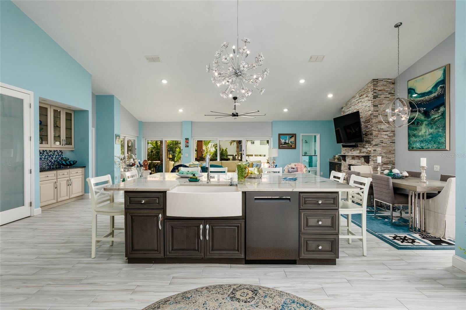 Tierra Verde, Florida, 33715, United States, 4 Bedrooms Bedrooms, ,4 BathroomsBathrooms,Residential,Active,2041376