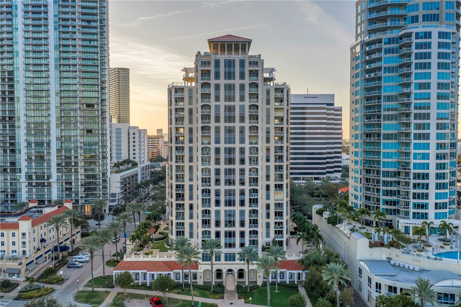 St Petersburg, Florida, 33701, United States, 2 Bedrooms Bedrooms, ,3 BathroomsBathrooms,Residential,Active,1993954