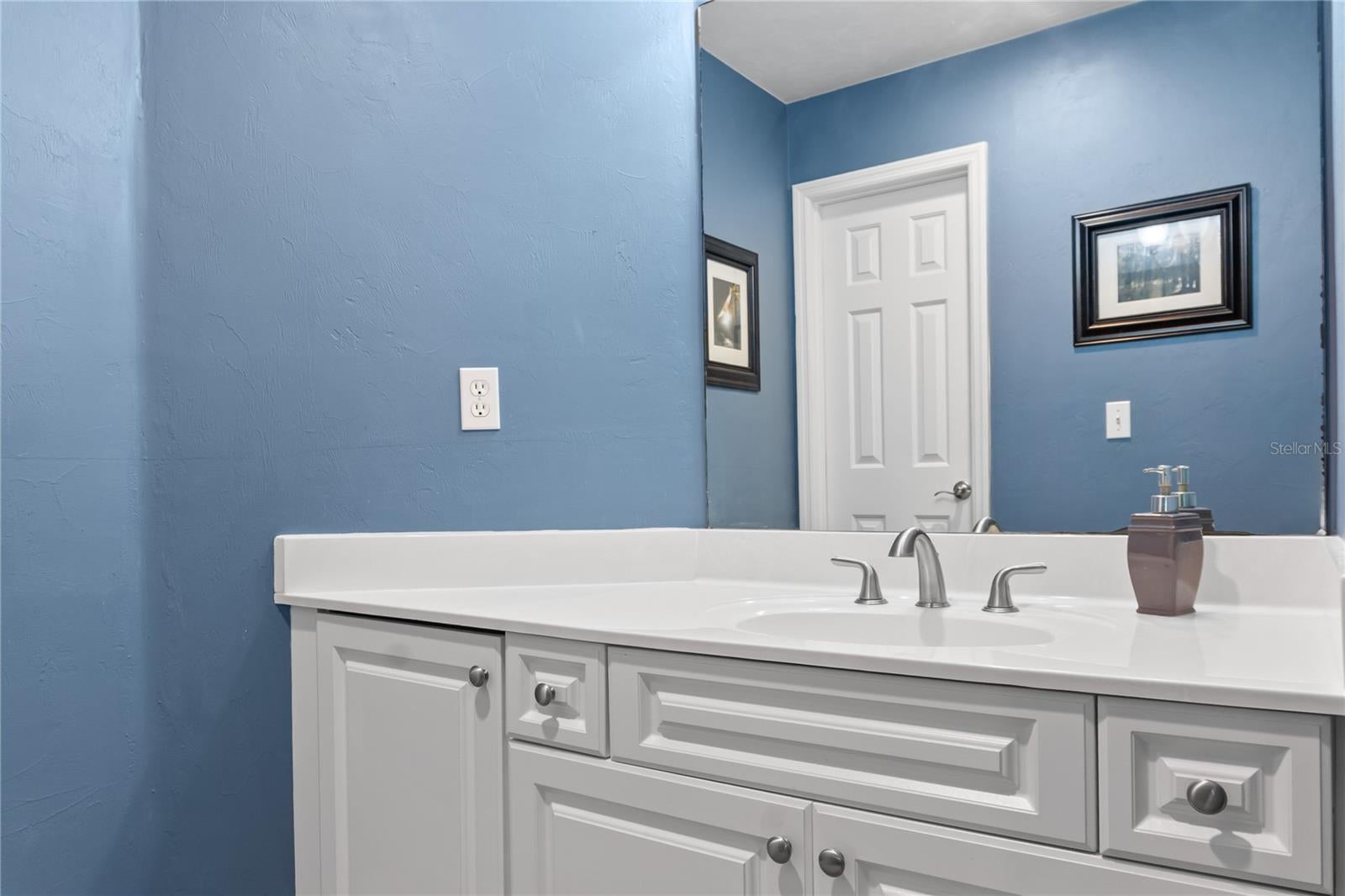 Gainesville, Florida, 32608, United States, ,5 BathroomsBathrooms,Residential,Active,1799404