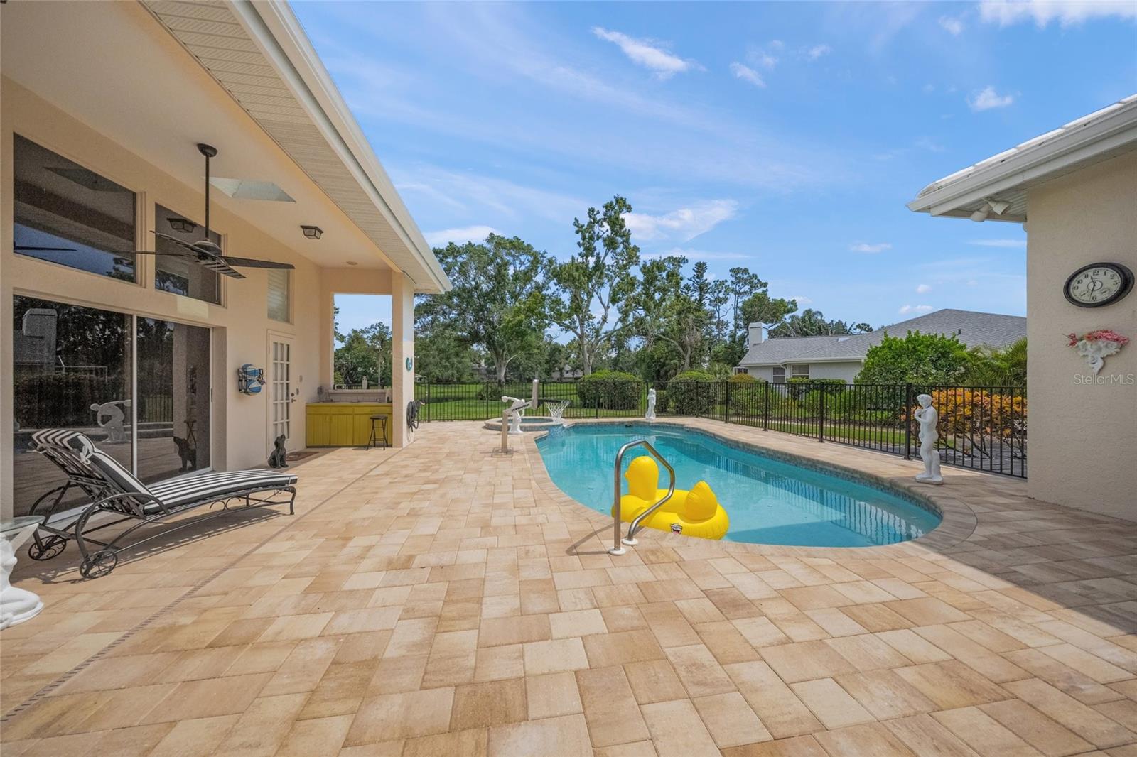 Sarasota, Florida, 34241, United States, 5 Bedrooms Bedrooms, ,4 BathroomsBathrooms,Residential,Active,1894526