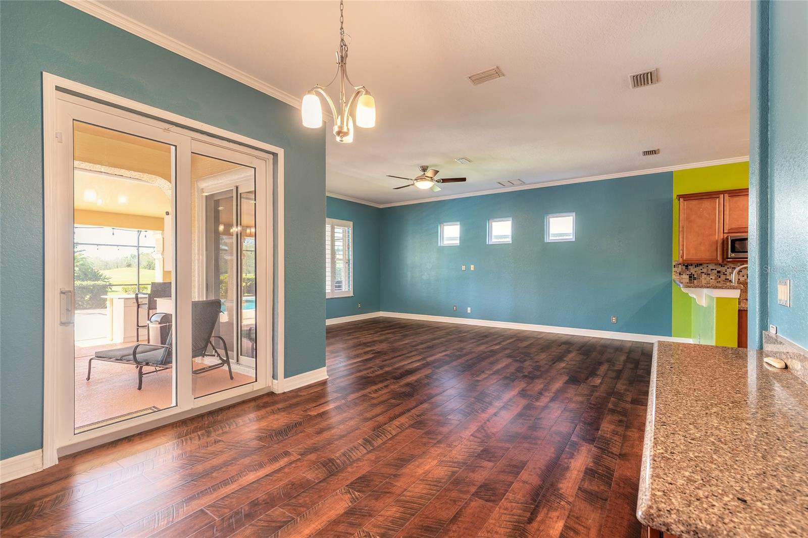 Daytona Beach, Florida, 32124, United States, 5 Bedrooms Bedrooms, ,4 BathroomsBathrooms,Residential,Active,1945086