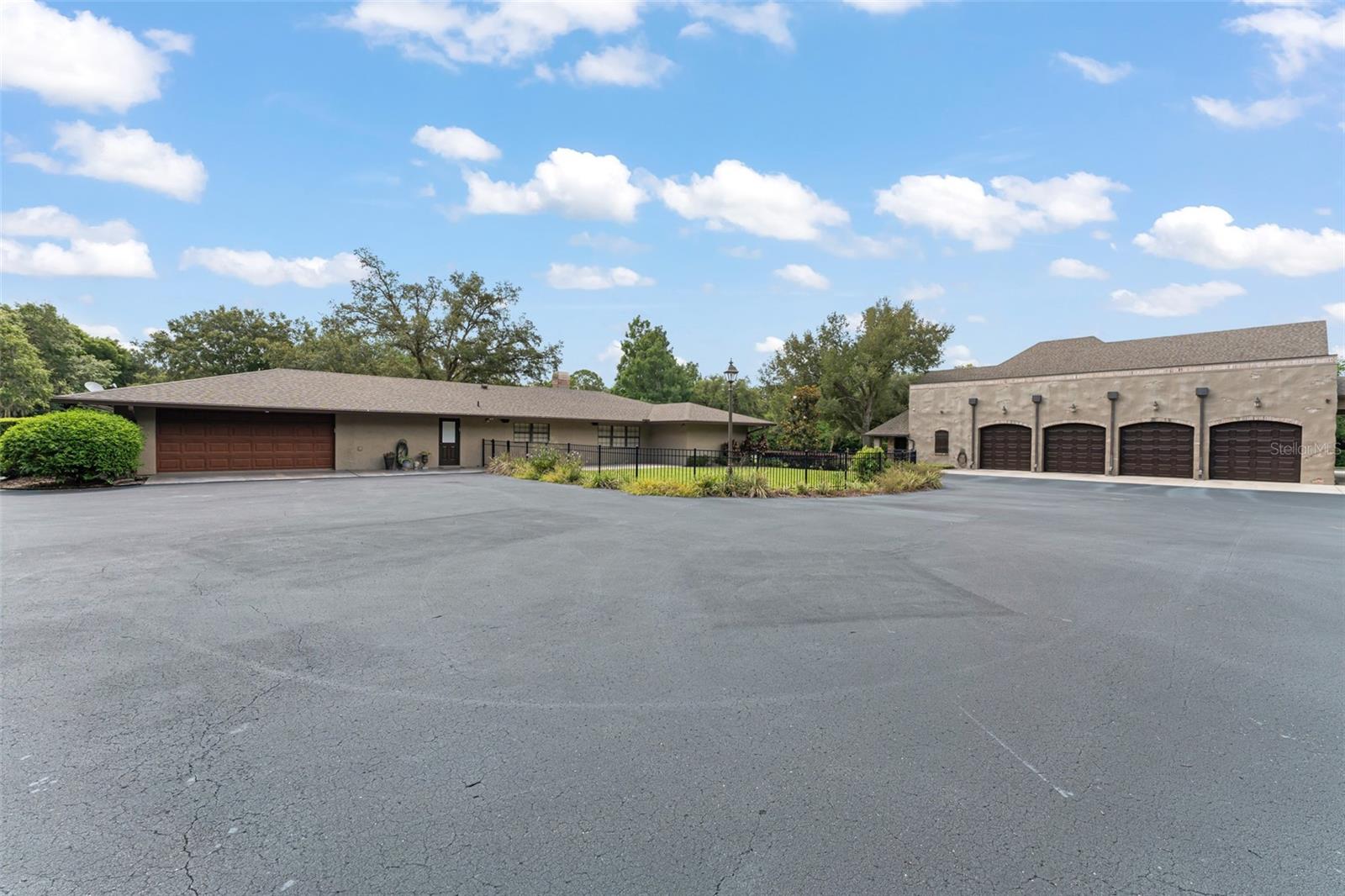 Longwood, Florida, 32779, United States, 10 Bedrooms Bedrooms, ,17 BathroomsBathrooms,Residential,Active,1914816