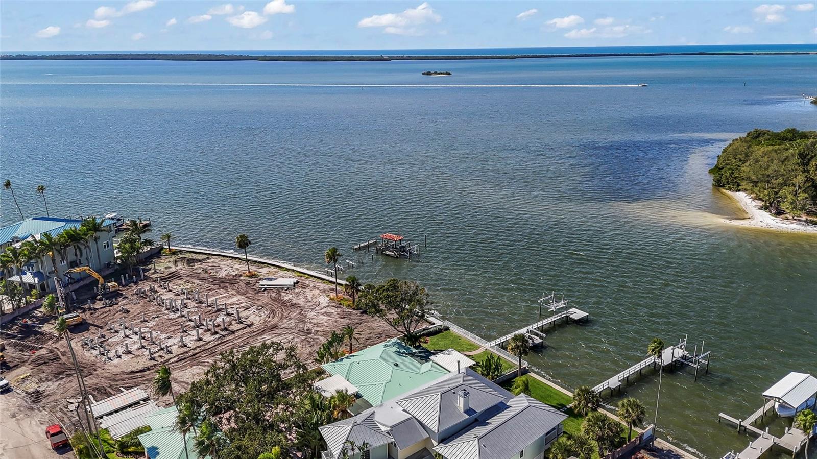 Dunedin, Florida, 34698, United States, 3 Bedrooms Bedrooms, ,3 BathroomsBathrooms,Residential,Active,1994972