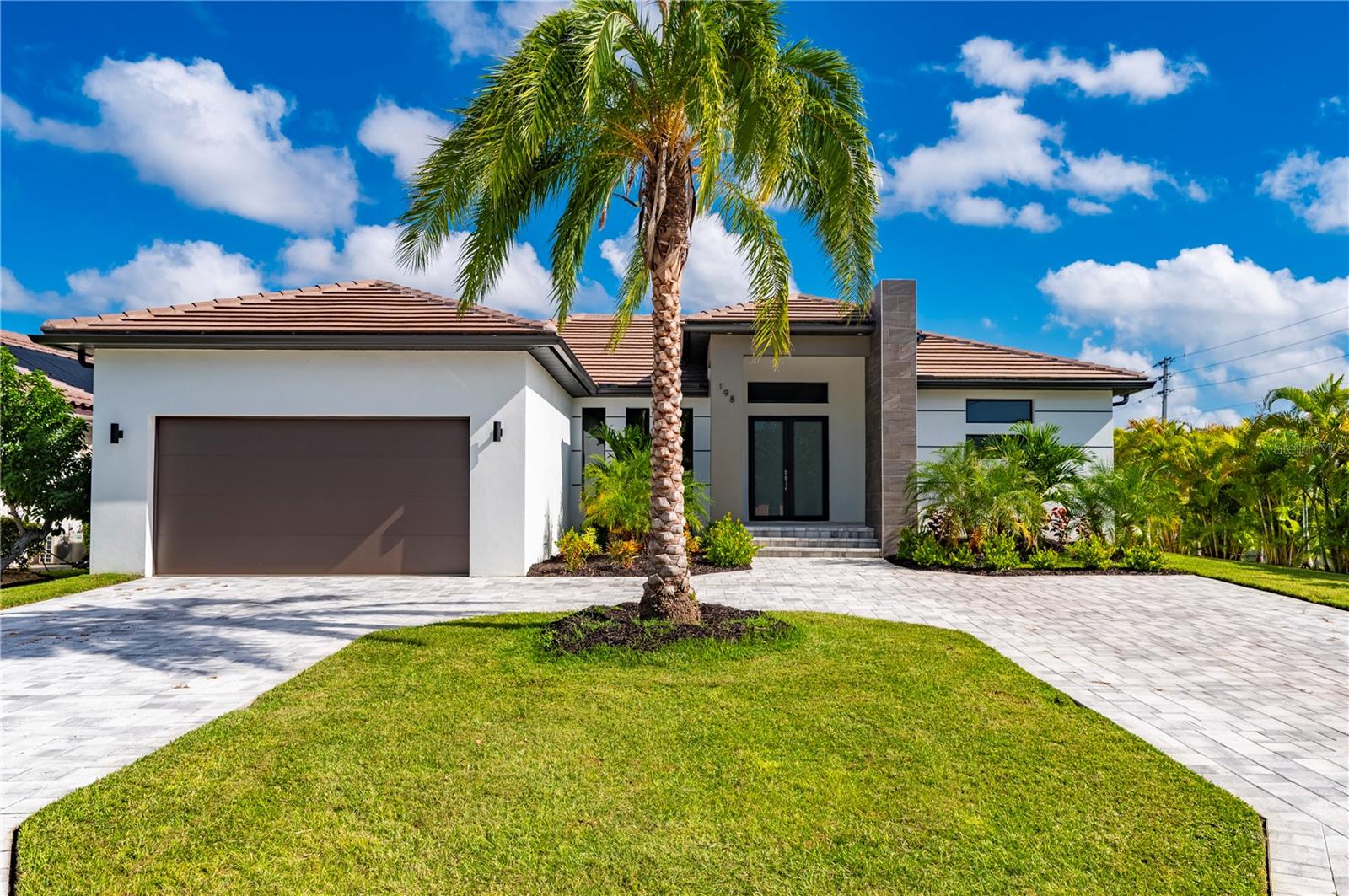 Punta Gorda, Florida, 33950, United States, 4 Bedrooms Bedrooms, ,3 BathroomsBathrooms,Residential,Active,1985584