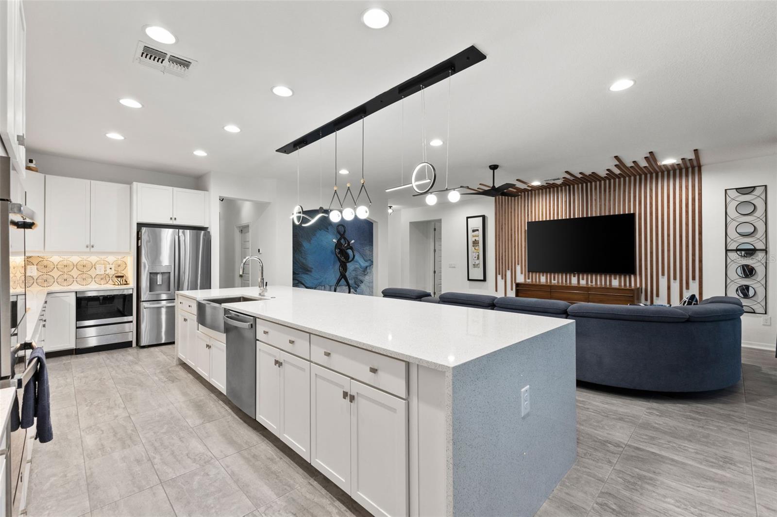 Wesley Chapel, Florida, 33545, United States, 7 Bedrooms Bedrooms, ,6 BathroomsBathrooms,Residential,Active,1894568