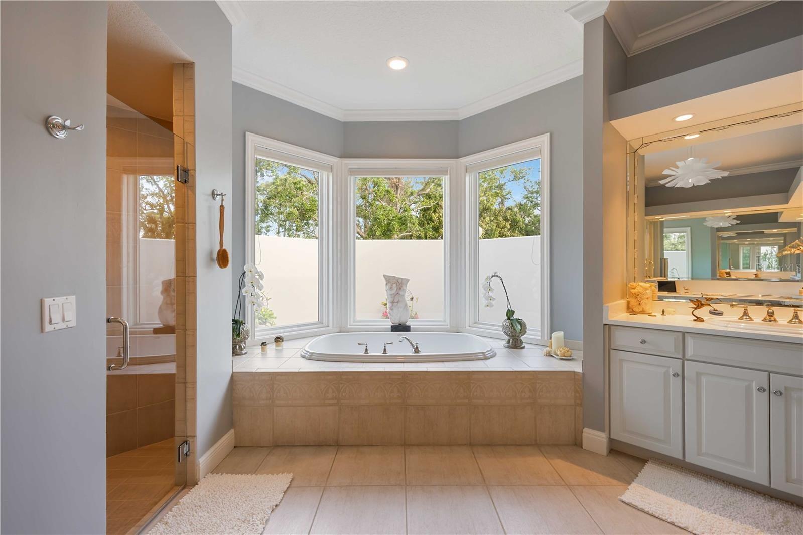 Osprey, Florida, 34229, United States, 5 Bedrooms Bedrooms, ,7 BathroomsBathrooms,Residential,Active,1757628