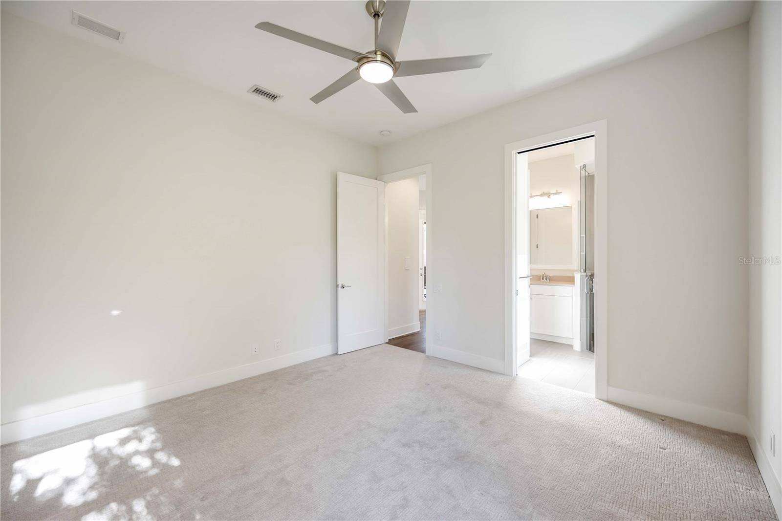 Sarasota, Florida, 34238, United States, 3 Bedrooms Bedrooms, ,3 BathroomsBathrooms,Residential,Active,2010915