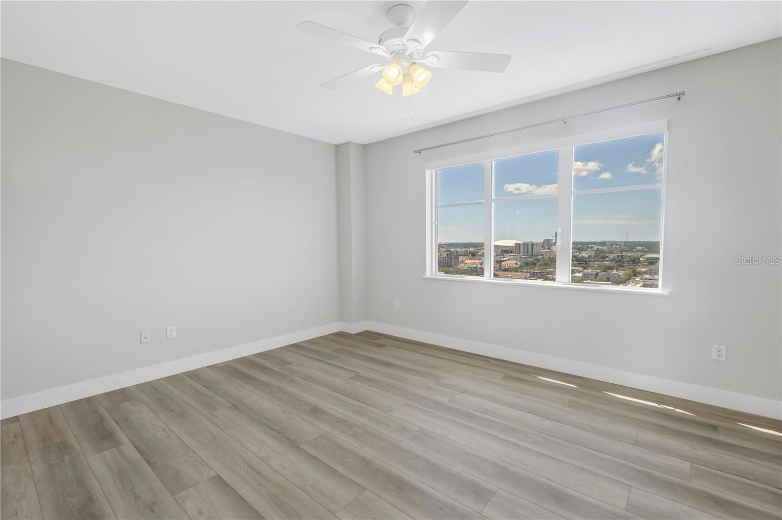 St Petersburg, Florida, 33701, United States, 2 Bedrooms Bedrooms, ,3 BathroomsBathrooms,Residential,Active,1888963