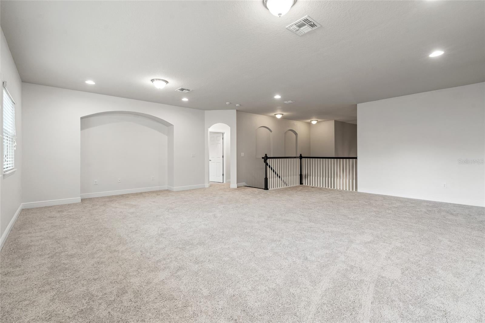 Lutz, Florida, 33549, United States, 7 Bedrooms Bedrooms, ,5 BathroomsBathrooms,Residential,Active,1934823