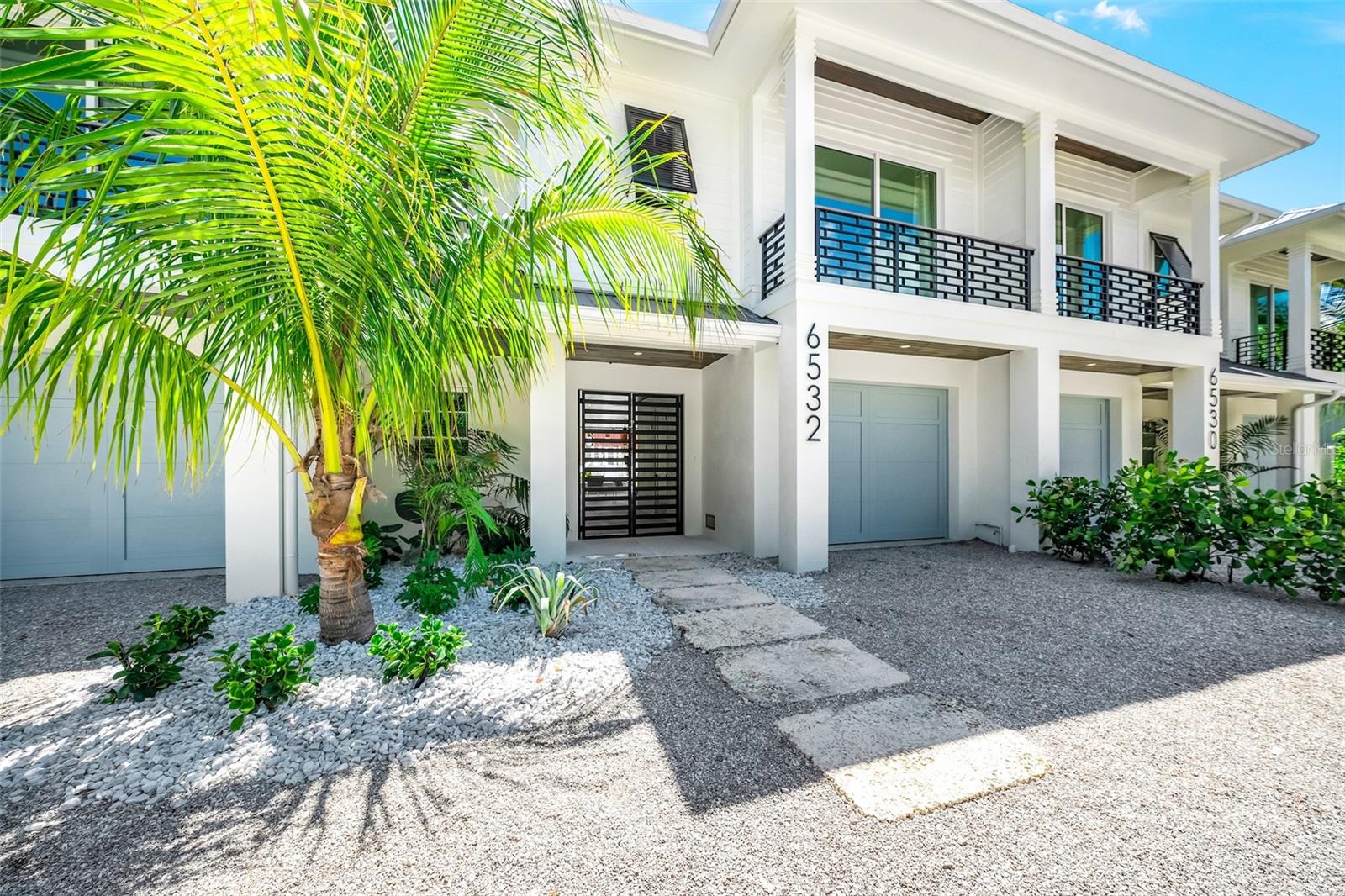Sarasota, Florida, 34242, United States, 4 Bedrooms Bedrooms, ,5 BathroomsBathrooms,Residential,Active,1922294