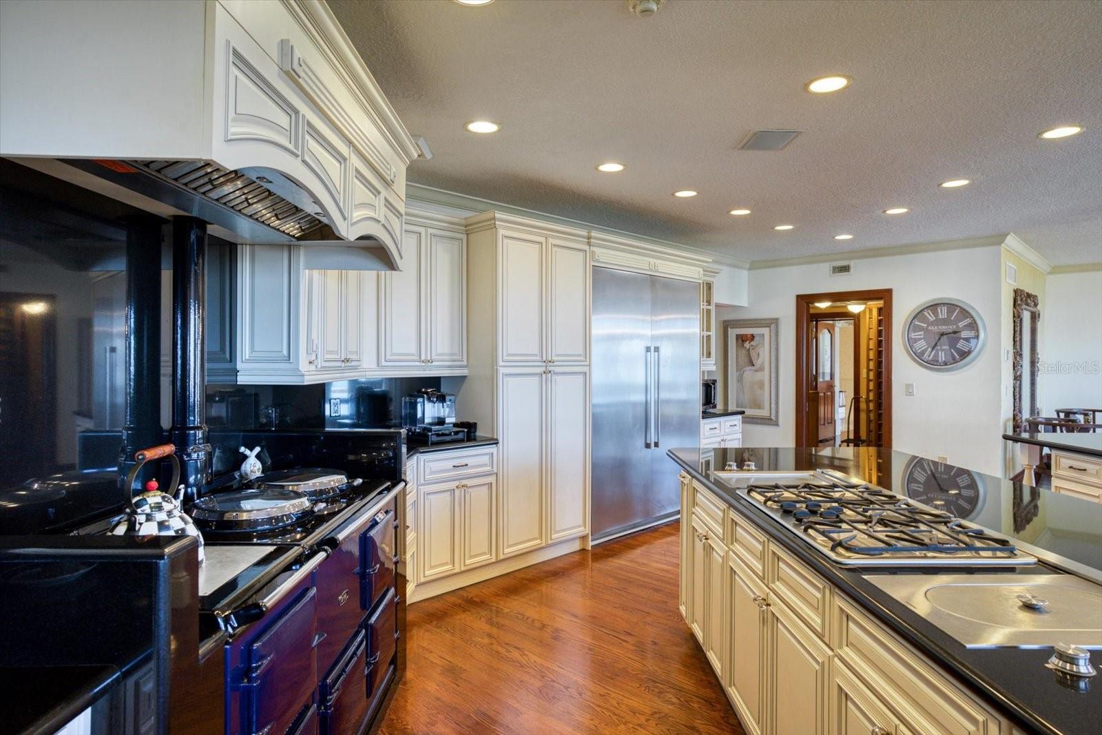Clearwater, Florida, 33756, United States, 10 Bedrooms Bedrooms, ,11 BathroomsBathrooms,Residential,Active,1738489
