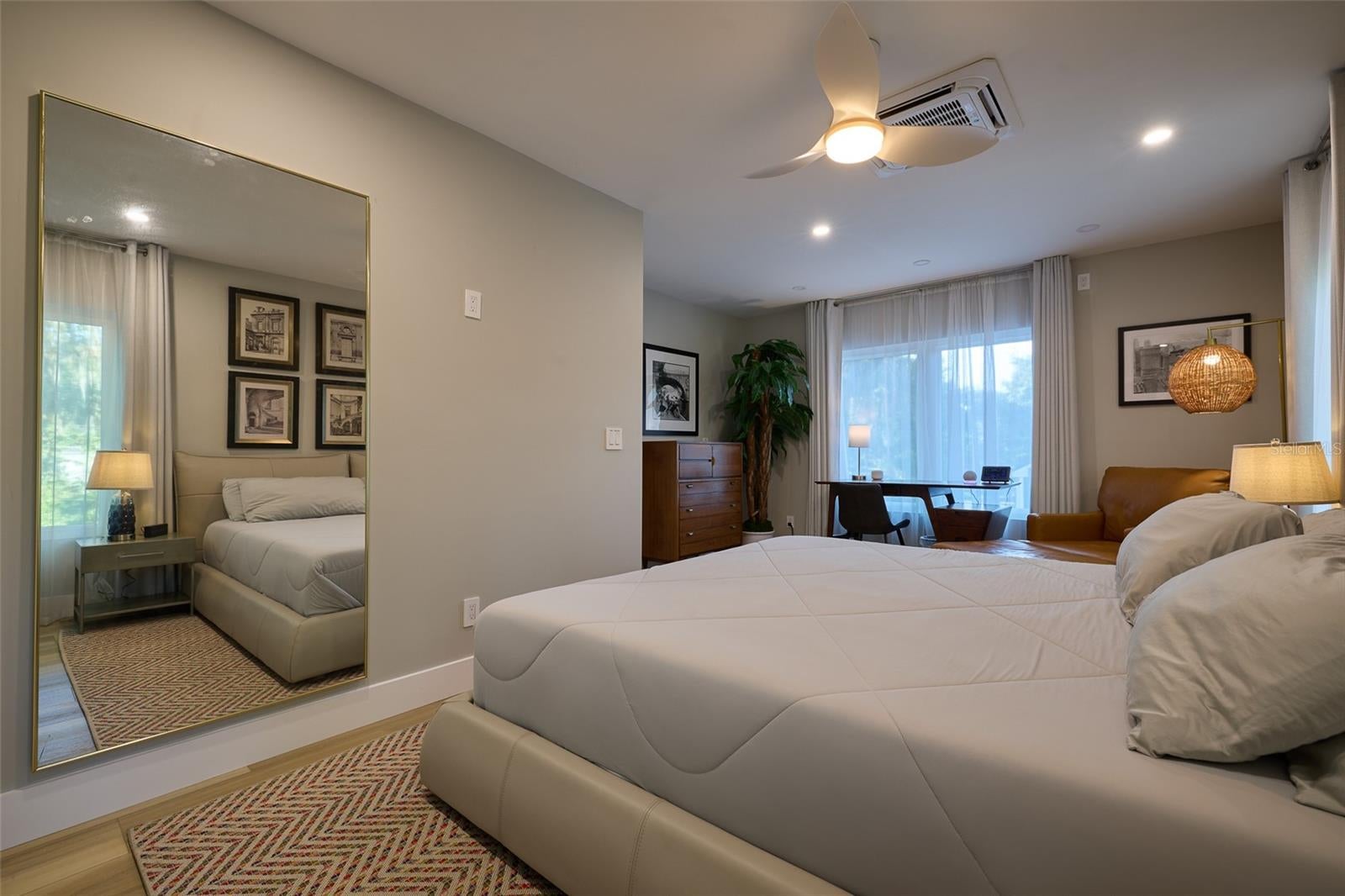 Orlando, Florida, 32801, United States, ,4 BathroomsBathrooms,Residential,Active,1703548