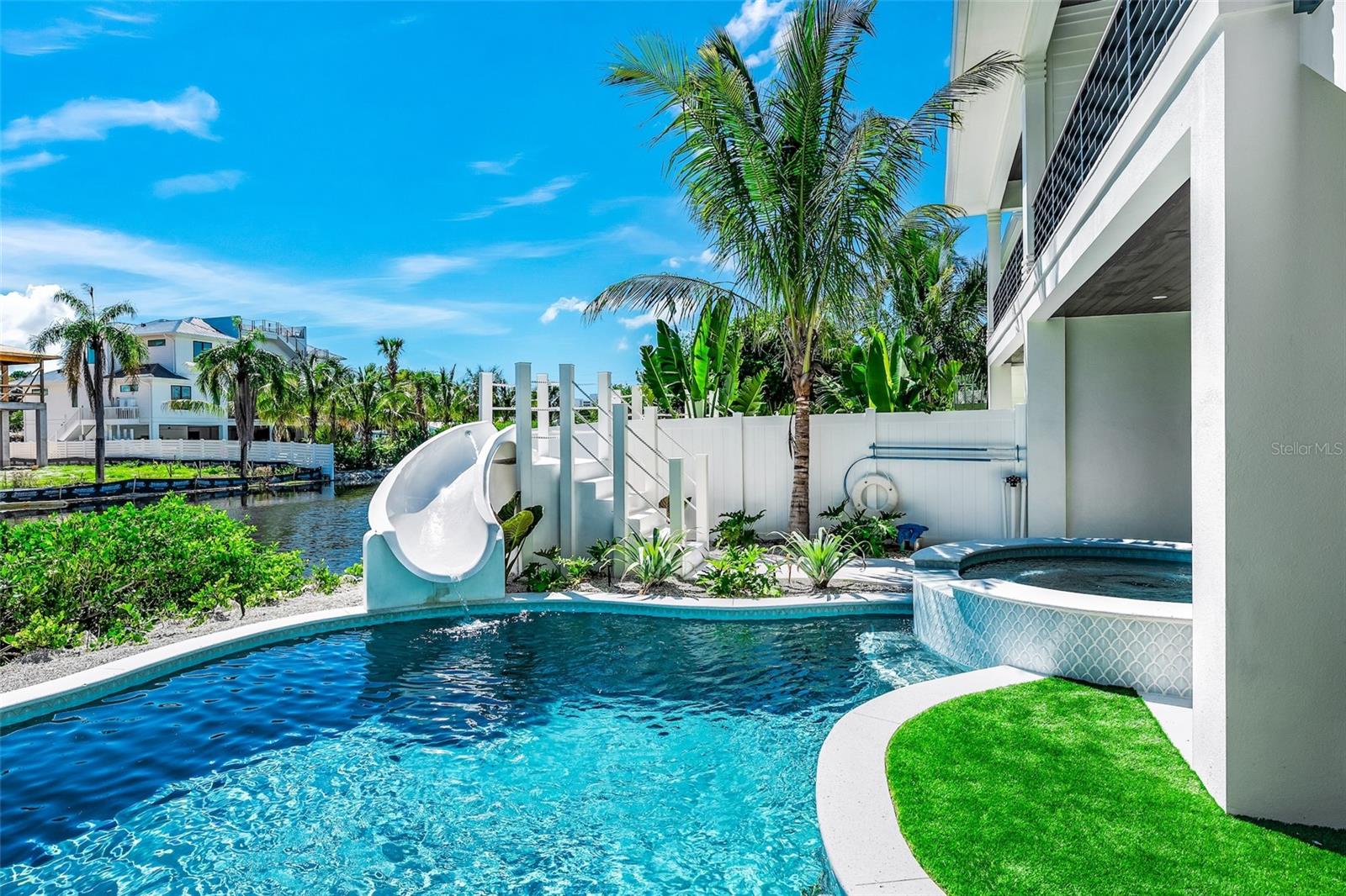 Sarasota, Florida, 34242, United States, 4 Bedrooms Bedrooms, ,5 BathroomsBathrooms,Residential,Active,1922294