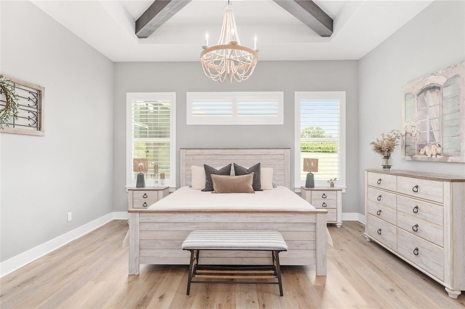 Oxford, Florida, 34484, United States, 4 Bedrooms Bedrooms, ,3 BathroomsBathrooms,Residential,Active,1936399