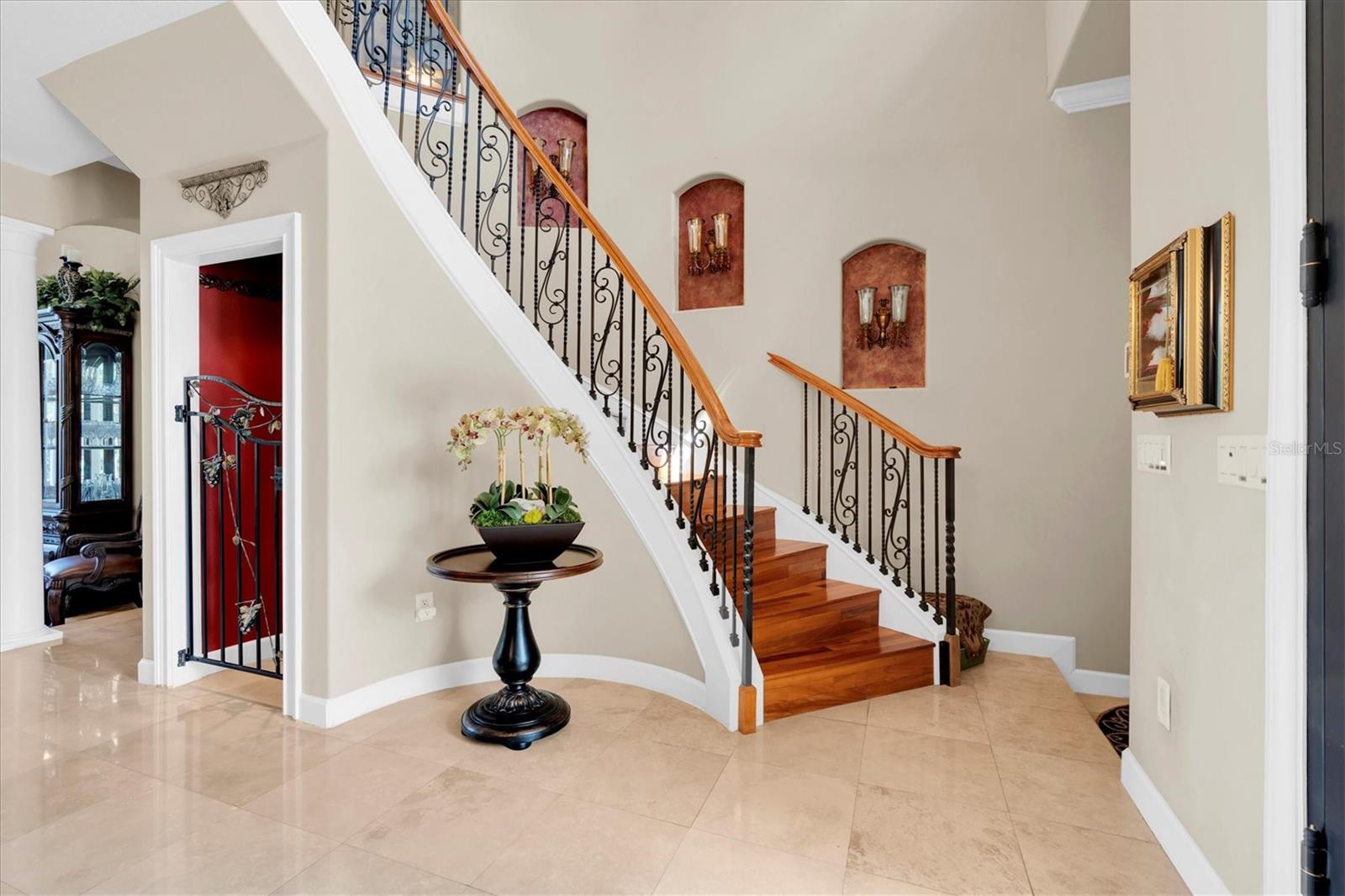 Tarpon Springs, Florida, 34688, United States, 6 Bedrooms Bedrooms, ,5 BathroomsBathrooms,Residential,Active,1969659