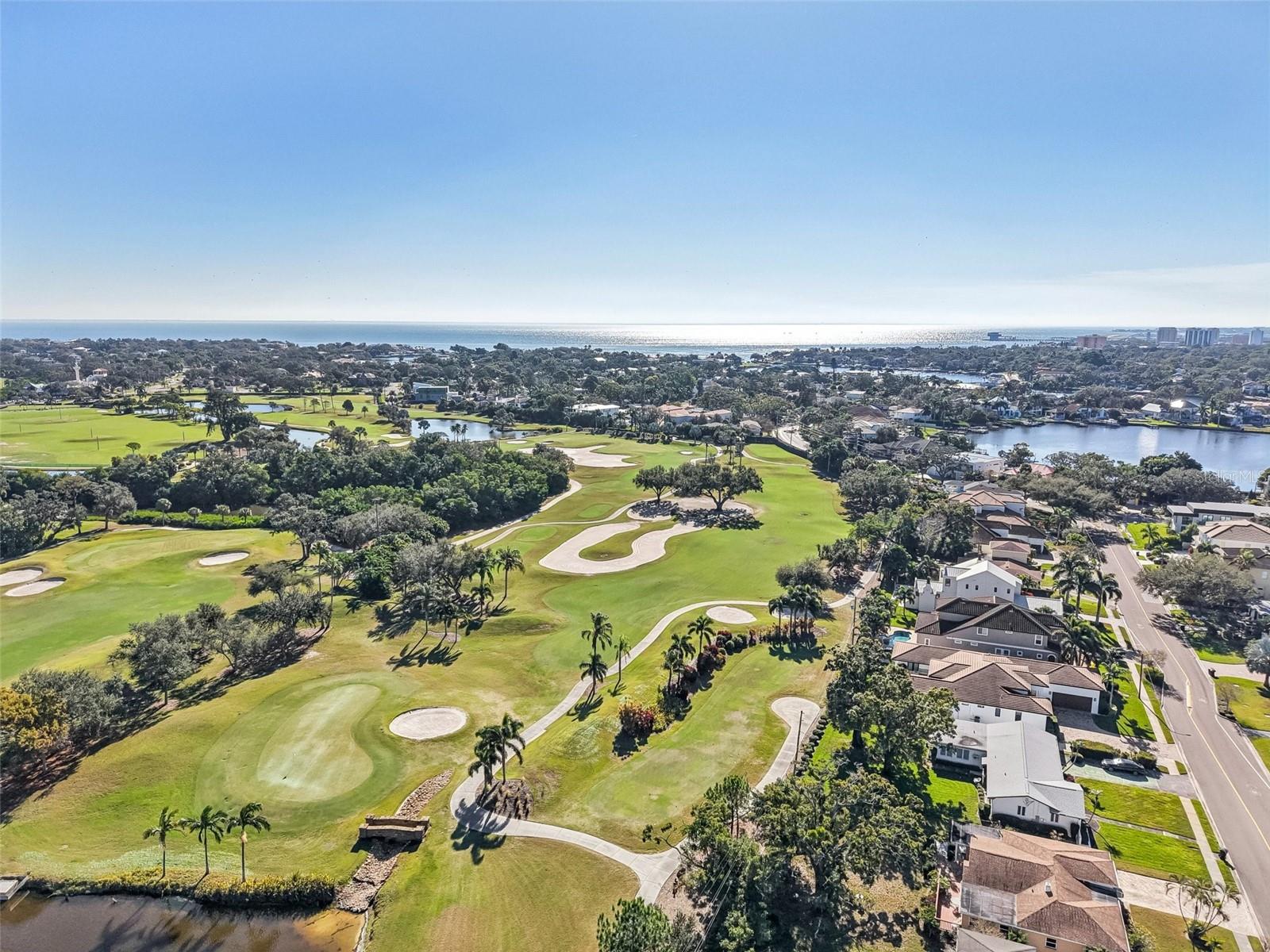 St Petersburg, Florida, 33704, United States, 4 Bedrooms Bedrooms, ,4 BathroomsBathrooms,Residential,Active,2015262