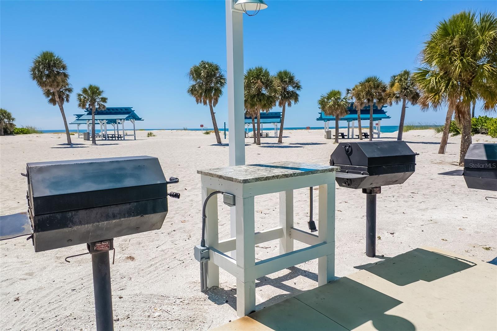 Longboat Key, Florida, 34228, United States, 3 Bedrooms Bedrooms, ,4 BathroomsBathrooms,Residential,Active,1995265